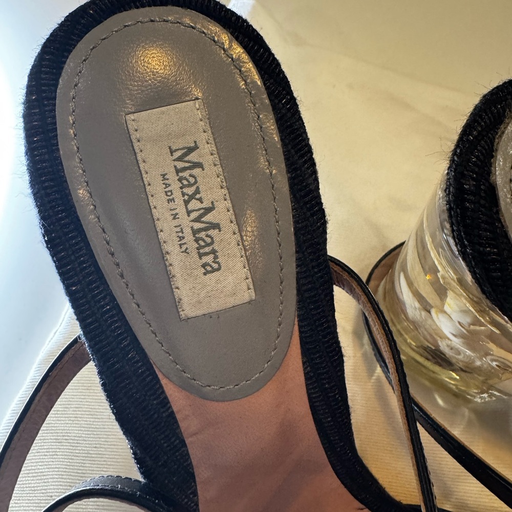 MaxMara Black Heeled Sandals with Transparent Sea Shell Accents - Picture 3 of 6